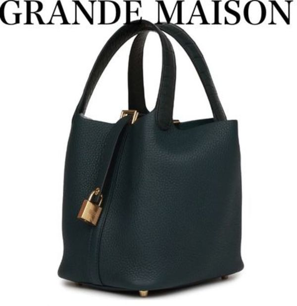 2022年製 国内発送 HERMES ピコタンロックMM ヴェールシプレス