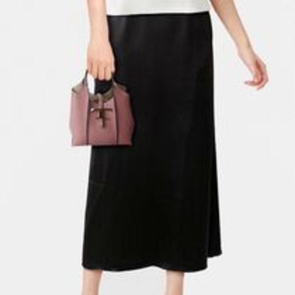 SALE《TOD'S》タイムレス レザー ショッピング バッグ マイクロ