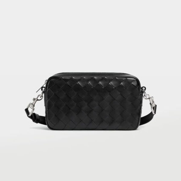 ★BOTTEGA VENETA★クロスボディ カメラバッグ765911 V2HL1 8803