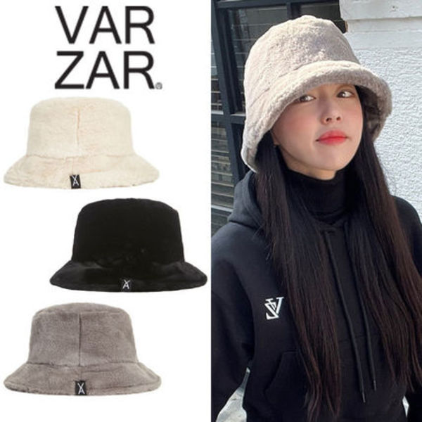 ★VARZAR★日本未入荷 韓国 ファー Fur logo point bucket hat