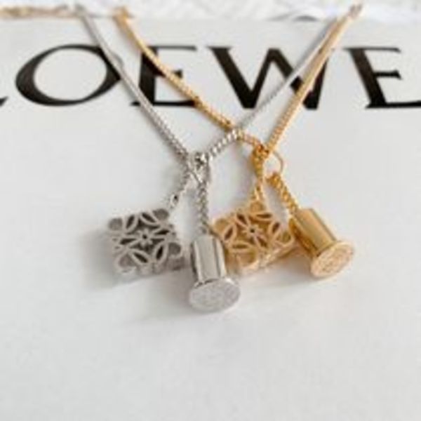 国内発送【LOEWE 】ロゴ アナグラム チェーン ネックレス