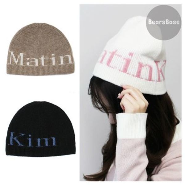 Matin Kim LOGO JACQUARD KNIT BEANIE 5BNY690