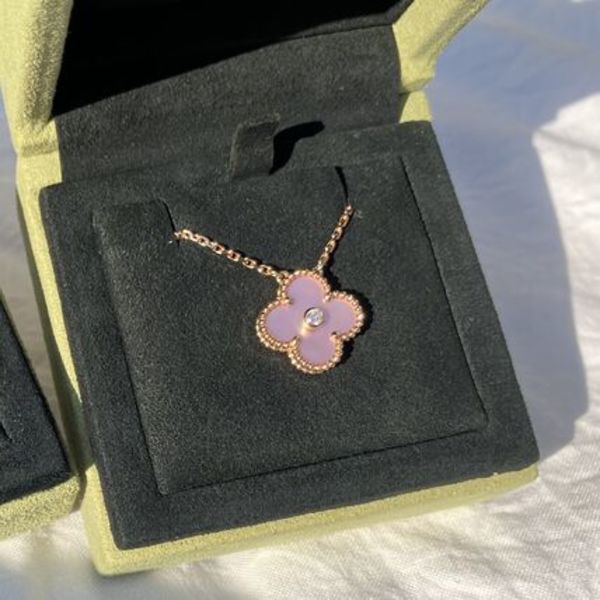 国内配送★ヴァンクリ★2025 ホリデーペンダント ネックレス