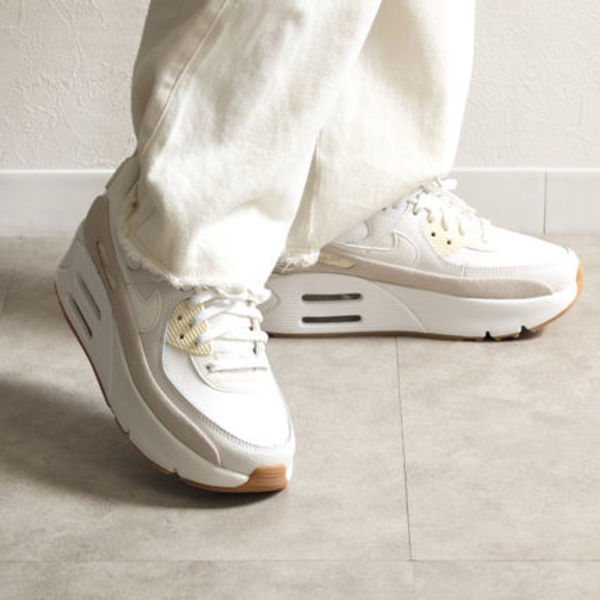 NIKE スニーカー エアマックス90 LV8 厚底 ローカット FD4328