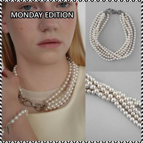 《MONDAY EDITION》 Pearl Bunch Necklace 2025