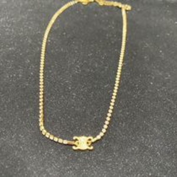 直営ラッピング対応!CELINE トリオンフ スパークル ネックレス