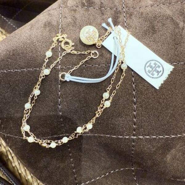 25年新作★Tory Burch Pearl Chain Pendant Necklace 172729