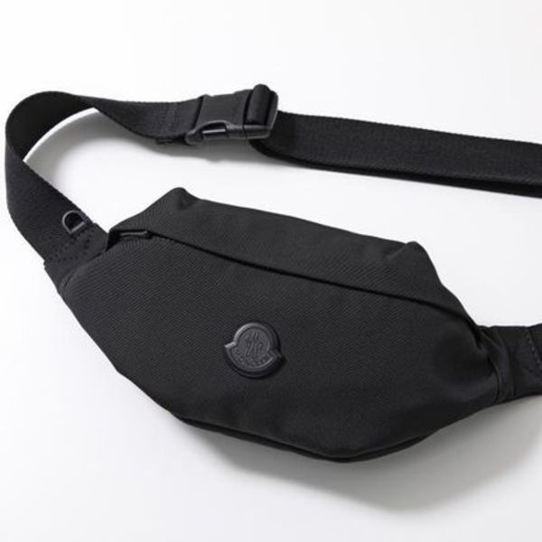 MONCLER ボディバッグ DURANCE デュランス 5M00001 M6256