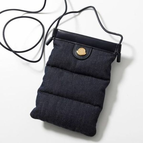 MONCLER フォンケース PUFFY PHONE CASE パフィー 6B00001 M4042