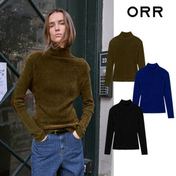 ORR Velvet Turtleneck Pullover