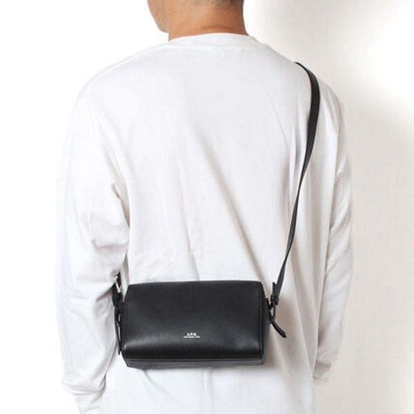 アーペーセー A.P.C. メンズ NINO カメラバッグ