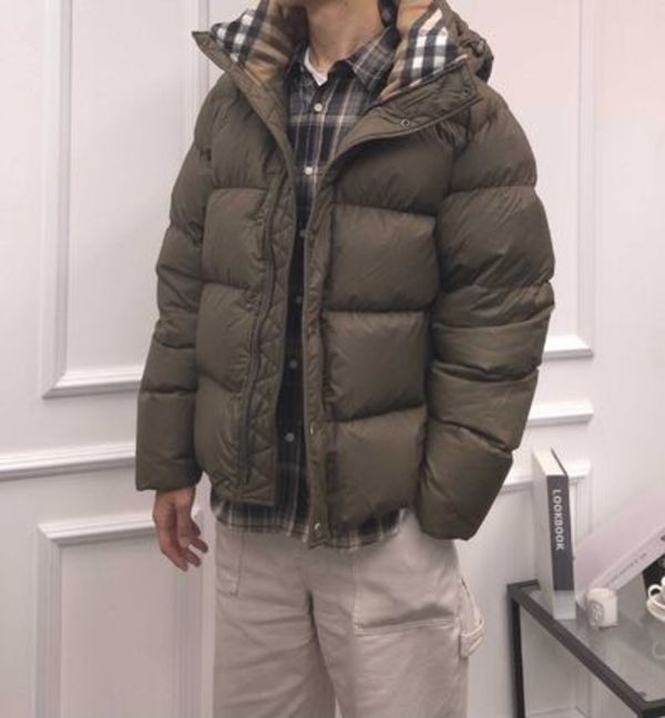バーバリー メンズ ダックダウンジャケット HALSBY 81052271