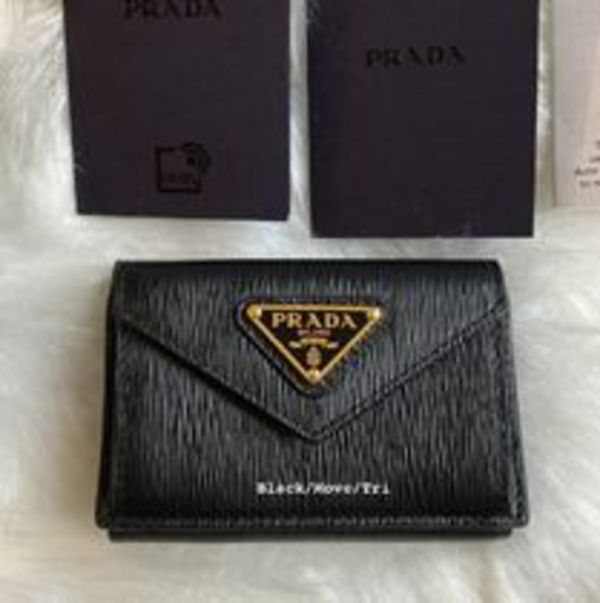 【PRADA】VIPセール ♪ Compact Wallet コンパクト財布 ♪