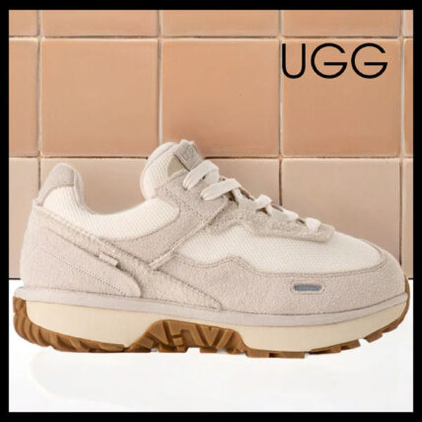【UGG】Men's Retrofi Low Trainer スニーカー 厚底 ロゴ