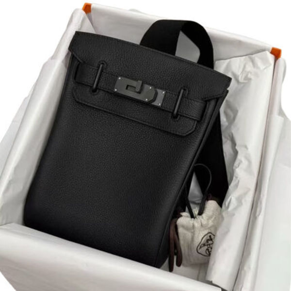 すぐお届け国内発送 エルメス モノクローム アッカドPM ブラック