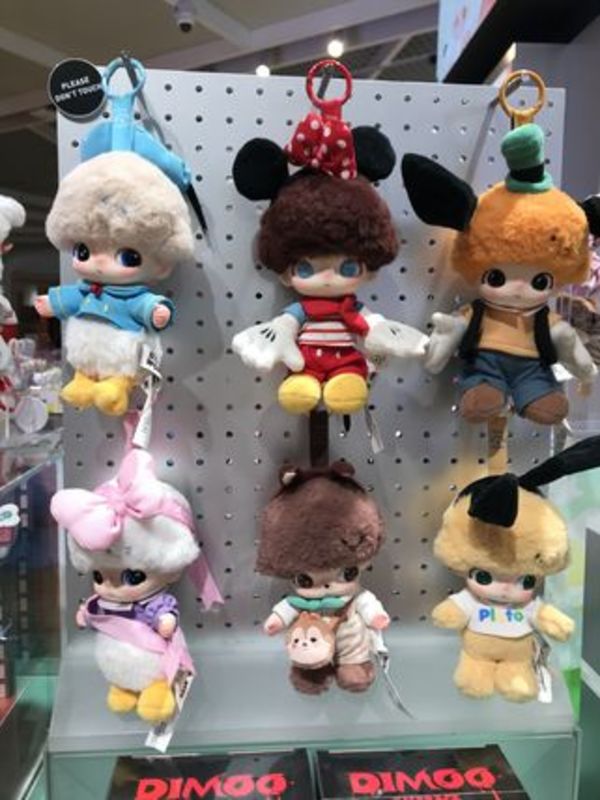 Disney×POP MART  隠れディズニーキャラクター キーチェーン
