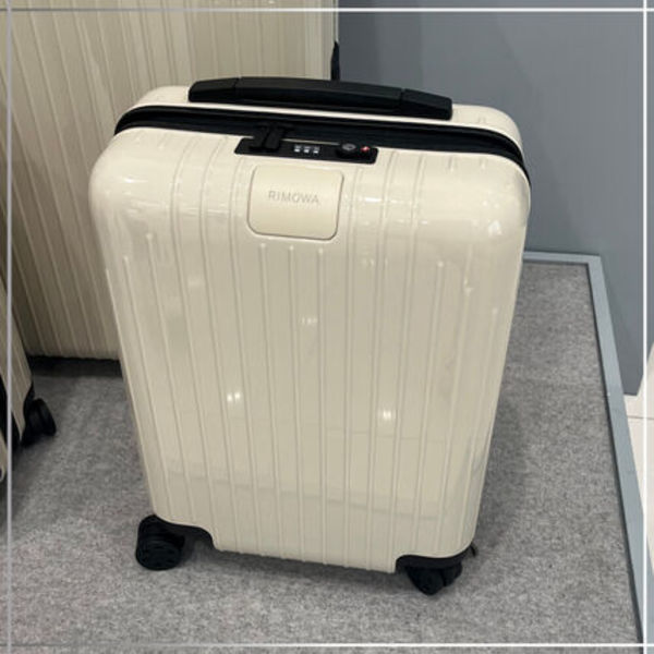 【1~2 日間の旅行に最適】RIMOWA スーツケース 機内持込み可能