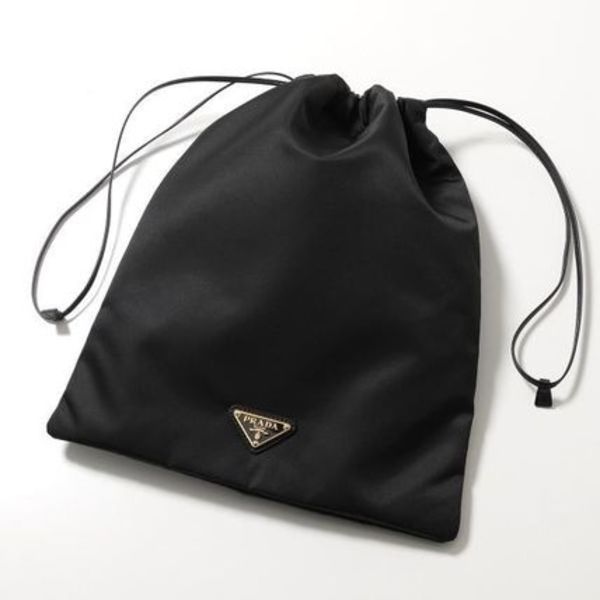 PRADA ポーチ 1NK001 2HG6 Re-Nylon トライアングルロゴ