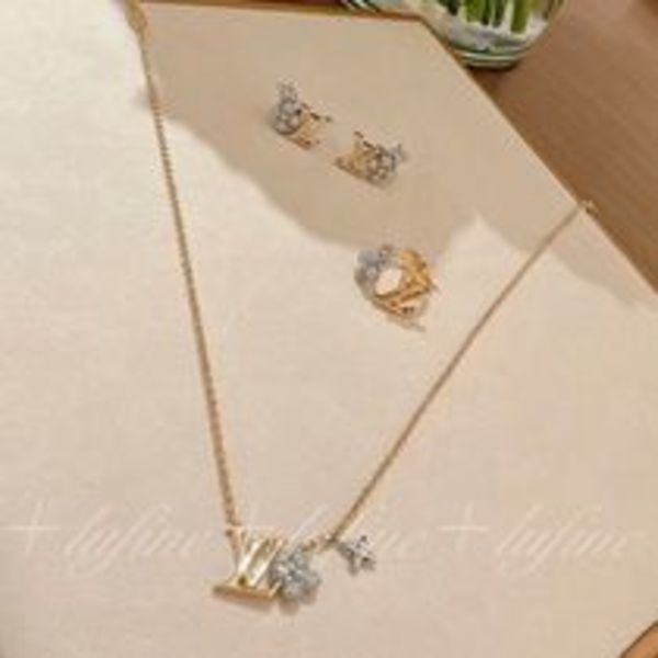 【コーデが華やかに☆ギフトにも♪】ルイヴィトン ネックレス