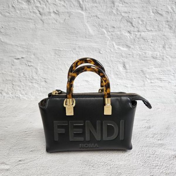 BUYMA参考価格¥186,660