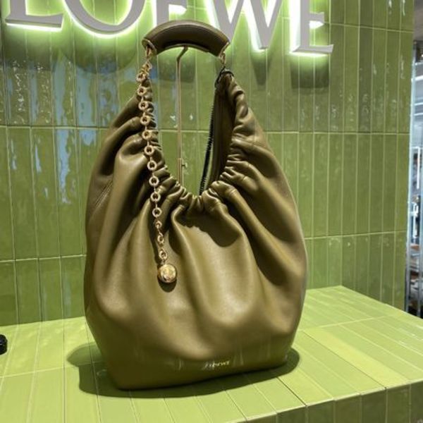 LOEWE☆スクイーズバッグミディアム(ナパラム)オリーブ