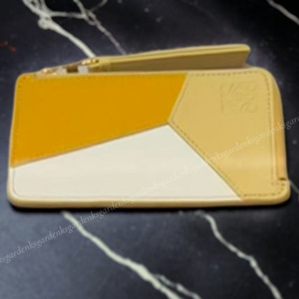 すぐ届く!LOEWE パズル コインカードホルダー