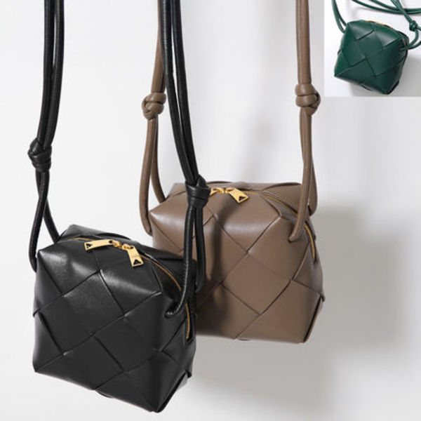 BOTTEGA VENETA バッグ CASSETTE CAMERA 701915 VCQC2