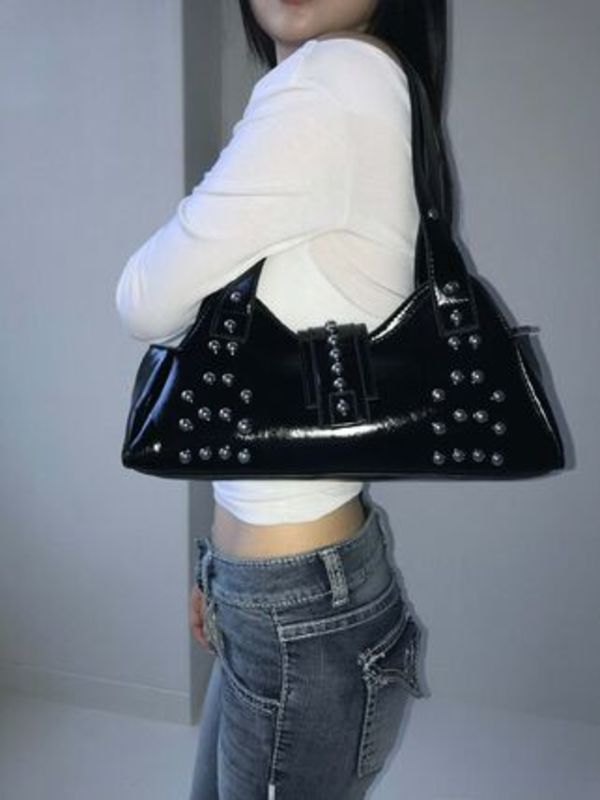 THEAIRTOWN グロッシースタッドショルダーバッグ