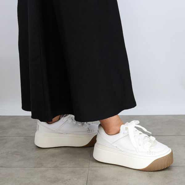 ■UGG  EZ-DUZZIT ESSENTIAL LACE UP 1167499 スニーカー