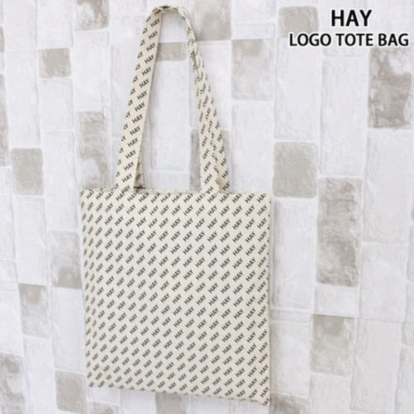HAY ヘイ ロゴトートバッグ HAY Logo Tote Bag