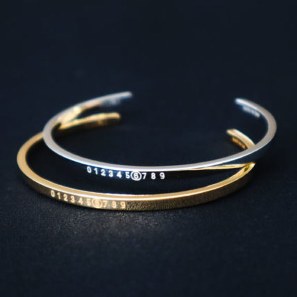 MM6 エムエム6 Numeric ミニマルシグネチャー カフブレスレット