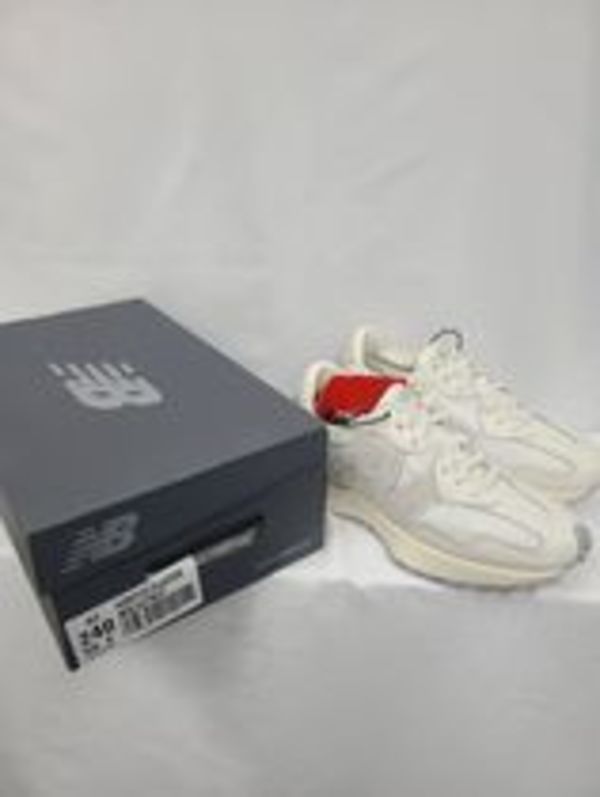 【New Balance】327 Shifted White Pack MS327WP スニーカー