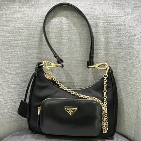 最安値挑戦中★PRADA★RE-NYLON ブラッシュド ミニバッグ★BLACK