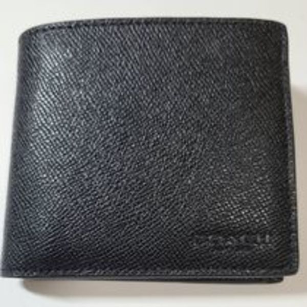 すぐ届く!◇COACH◇ レザー 折り財布 コイン入れ付き