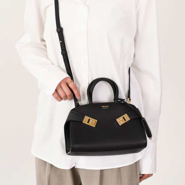 【国内即発】FERRAGAMO Hug ハンドバッグ (XS)