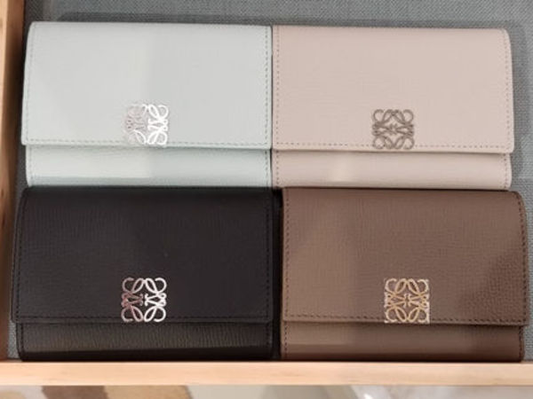 LOEWE  アナグラム バーティカル ウォレット スモール