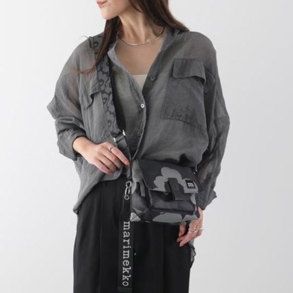 marimekko ショルダーバッグ Mini Messenger Unikko 094808