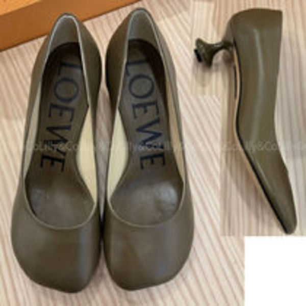 LOEWE☆TOYパンプス