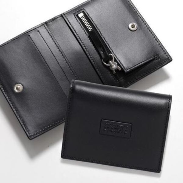 MM6 二つ折り財布 SA5UI0015 P8622 レザー ミニ財布
