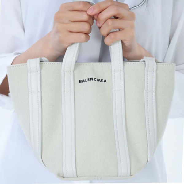 BALENCIAGA 672793 2AAF5 9260 EVERYDAY 2.0 XS トートバッグ
