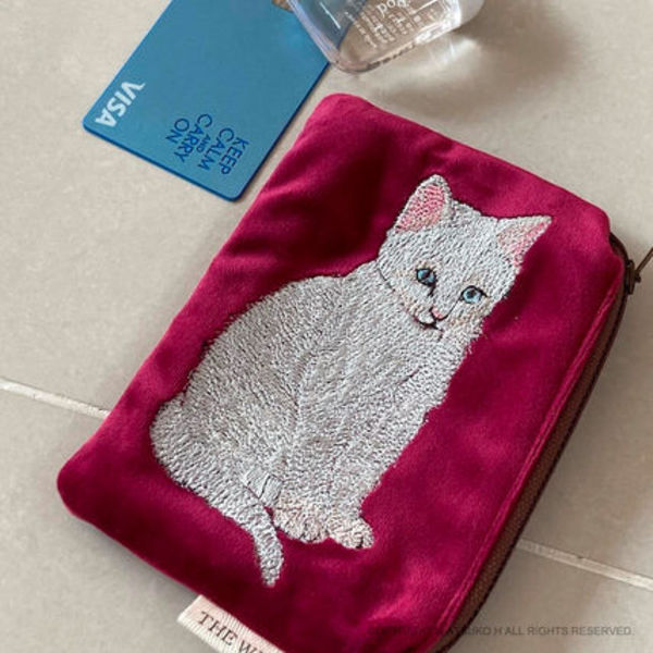 THE WILD 猫 ベルベット カードポーチ white kitty/韓国 雑貨