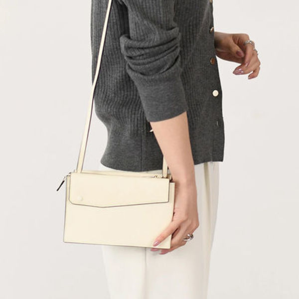 【国内即発】VALEXTRA TRIO ポケットスリム クロスボディバッグ