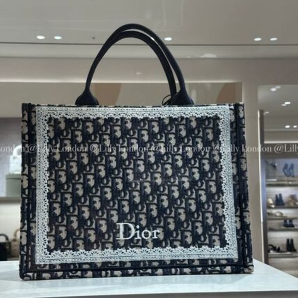Dior ディオール ブックトート トートバッグ ミディアム