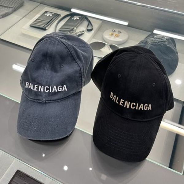 ★BALENCIAGA★ 590758, 673319 ベースボールキャップ