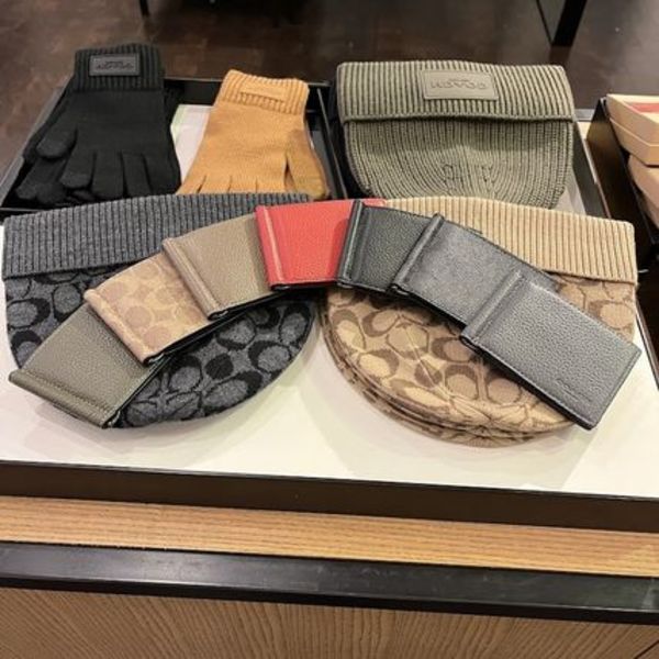 《超人気》 COACH Slim Money Clip Billfold Wallet メンズ 財布