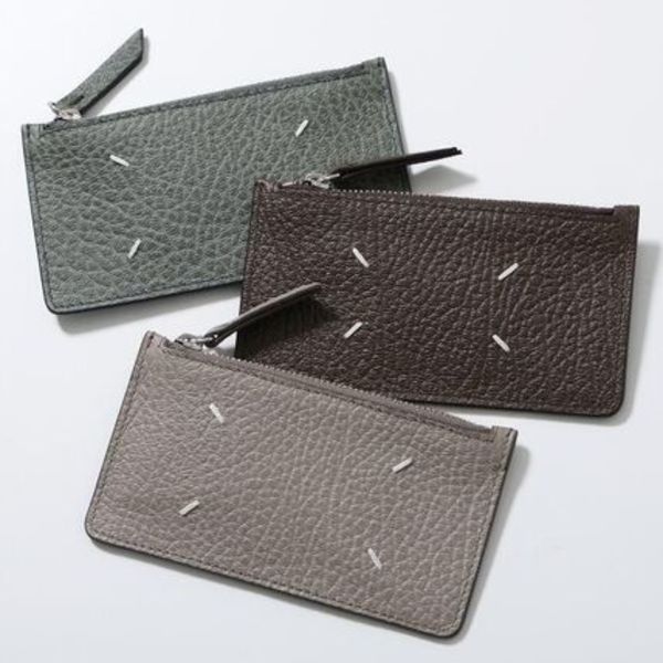 MAISON MARGIELA フラグメントケース S56UI0143 P4455