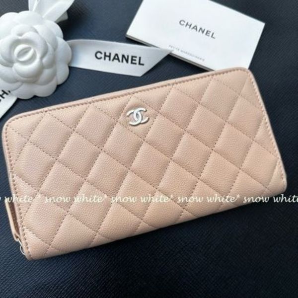 明日着 限定カラー♪ キャビアxマトラッセ ZIP 長財布 CHANEL