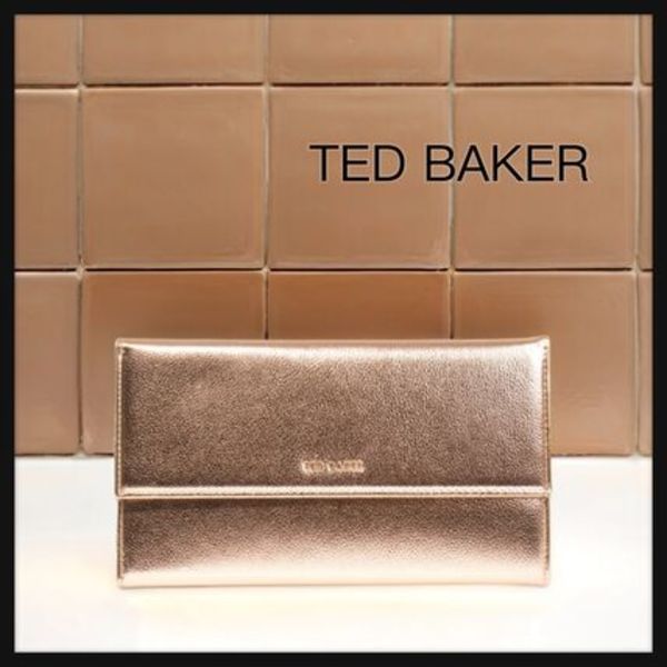 【TED BAKER】Rayya メタリック トラベル ウォレット 長財布