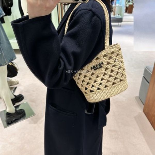 【PRADA】ウーブンファブリック クロシェ トートバッグ