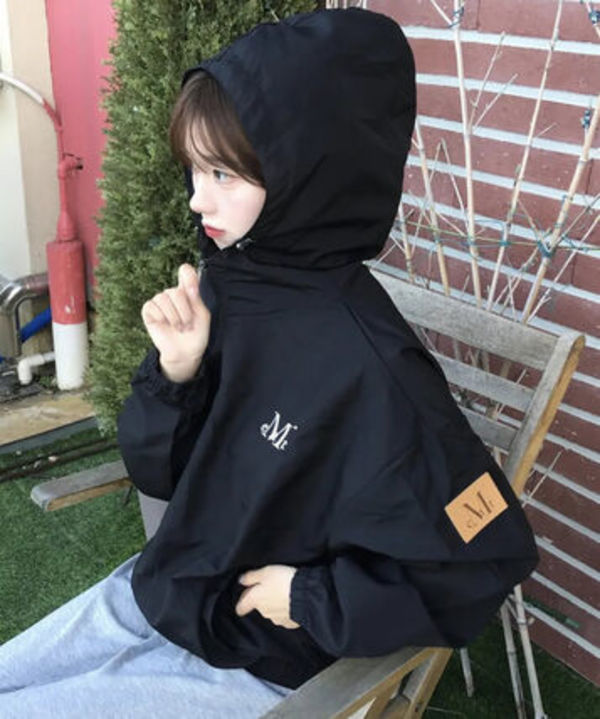 MUCENT ミリアンシグニチャーロゴフードウィンドブレーカー